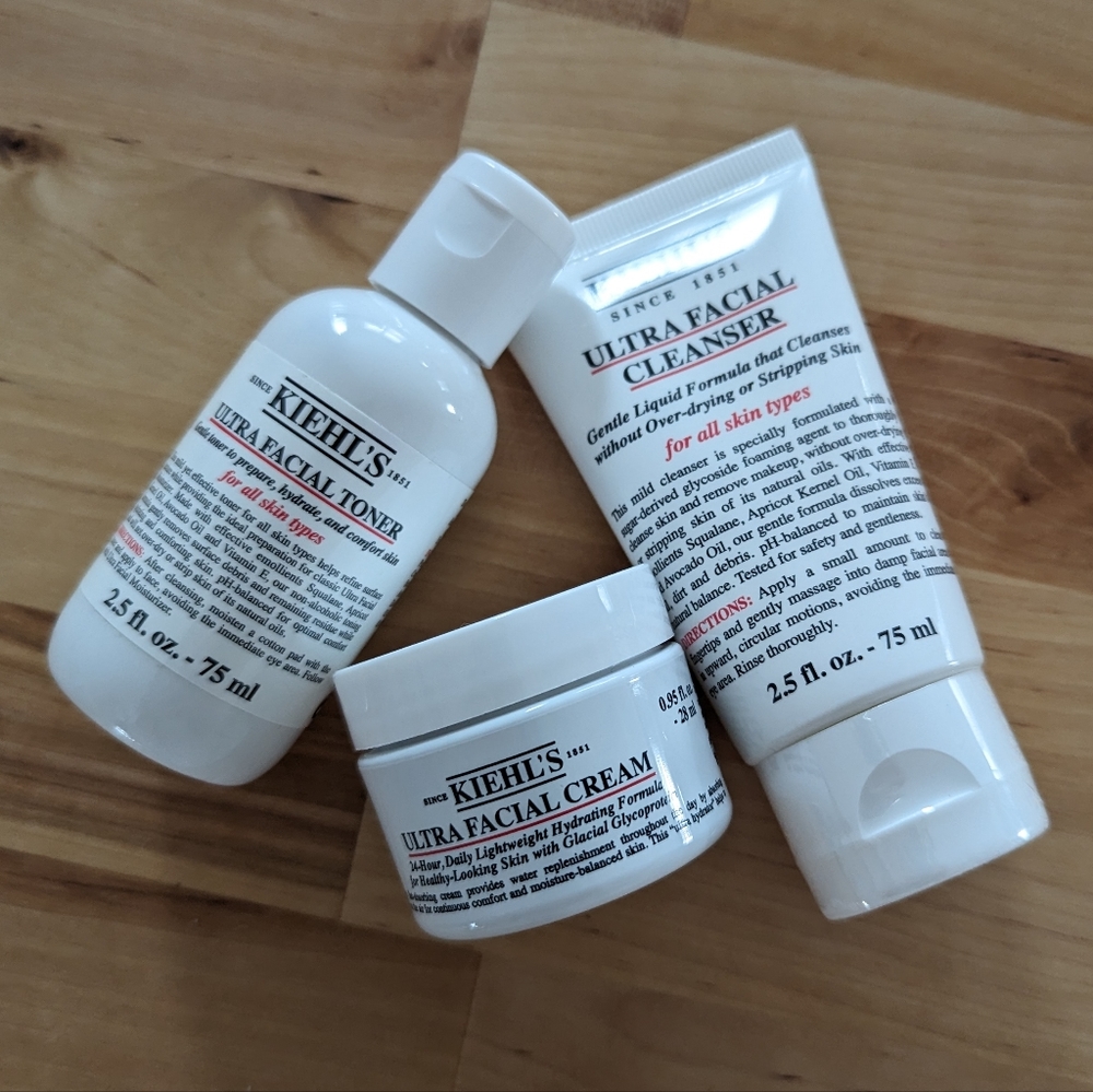 KIEHL'S Hydration Starter Gift Set with bonus Toner